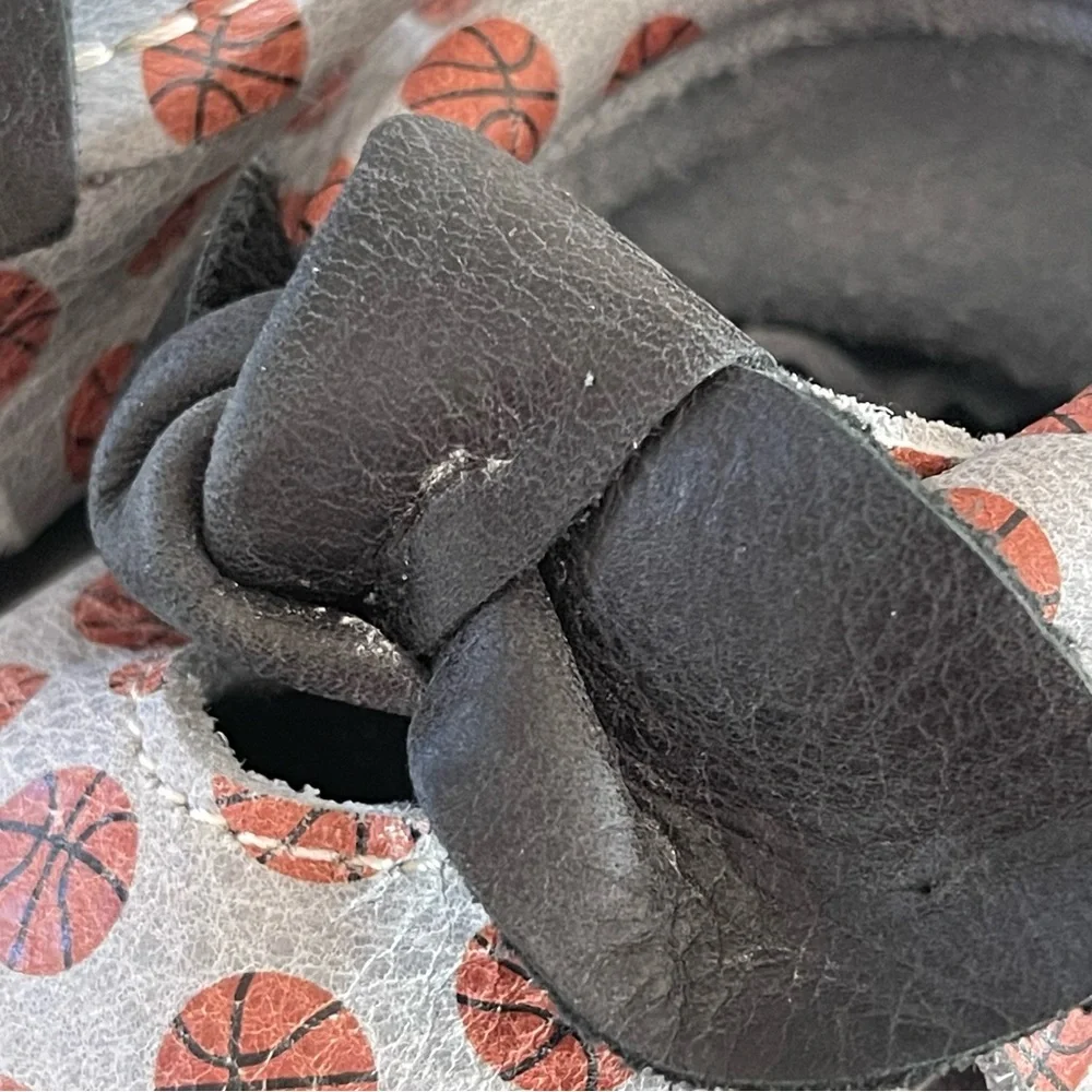 Freshly Picked Basketball Mocassins - Size 1 (US 2.5)